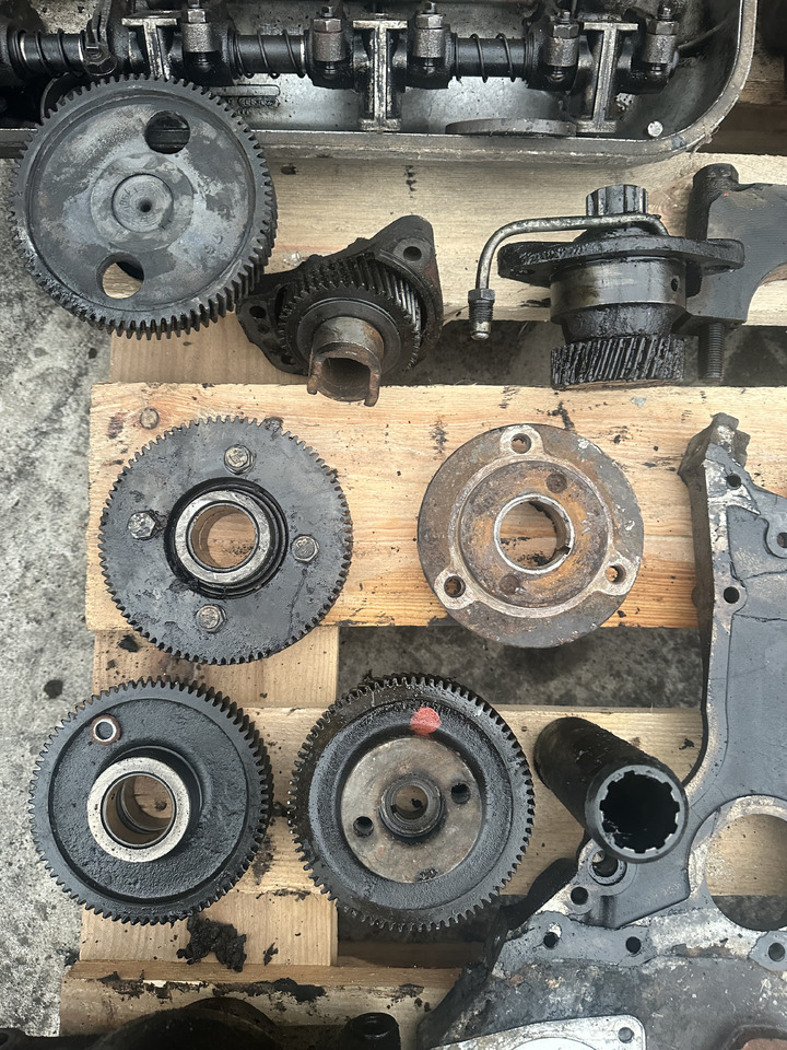Fiat 780dt Fiat 8045 głowica cylindrów , klawiatura głowicy , rozrząd , części - Đầu xilanh cho Máy móc nông nghiệp: hình 4 Fiat 780dt Fiat 8045 głowica cylindrów , klawiatura głowicy , rozrząd , części - Đầu xilanh cho Máy móc nông nghiệp: hình 4