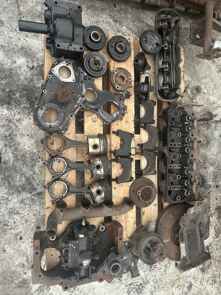 Fiat 780dt Fiat 8045 głowica cylindrów , klawiatura głowicy , rozrząd , części - Đầu xilanh cho Máy móc nông nghiệp: hình 3 Fiat 780dt Fiat 8045 głowica cylindrów , klawiatura głowicy , rozrząd , części - Đầu xilanh cho Máy móc nông nghiệp: hình 3