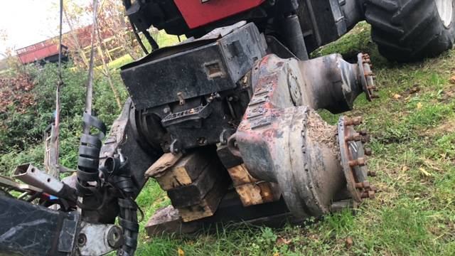 Harwester Valmet 911 Komatsu - Most Napędowy Tandem - Trục và các bộ phận cho Máy móc nông nghiệp: hình 2 Harwester Valmet 911 Komatsu - Most Napędowy Tandem - Trục và các bộ phận cho Máy móc nông nghiệp: hình 2