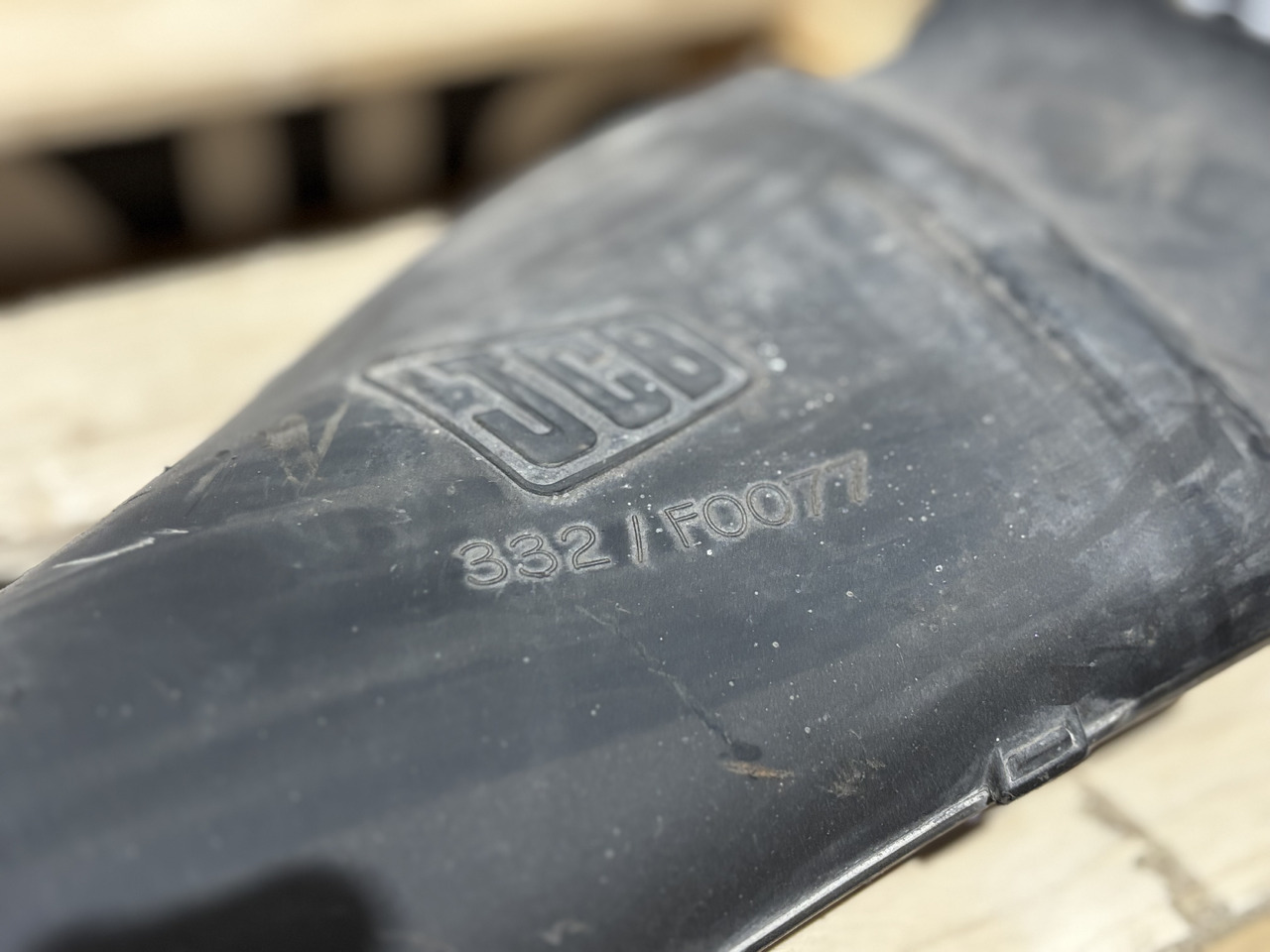 JCB 332/F0077 Kanał Rura Wlotowa - Ống nạp khí cho Máy móc xây dựng: hình 2 JCB 332/F0077 Kanał Rura Wlotowa - Ống nạp khí cho Máy móc xây dựng: hình 2