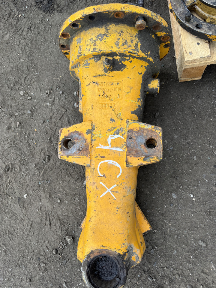 JCB 4CX - obudowa mostu 453/250017 - Trục và các bộ phận cho Máy móc nông nghiệp: hình 1 JCB 4CX - obudowa mostu 453/250017 - Trục và các bộ phận cho Máy móc nông nghiệp: hình 1