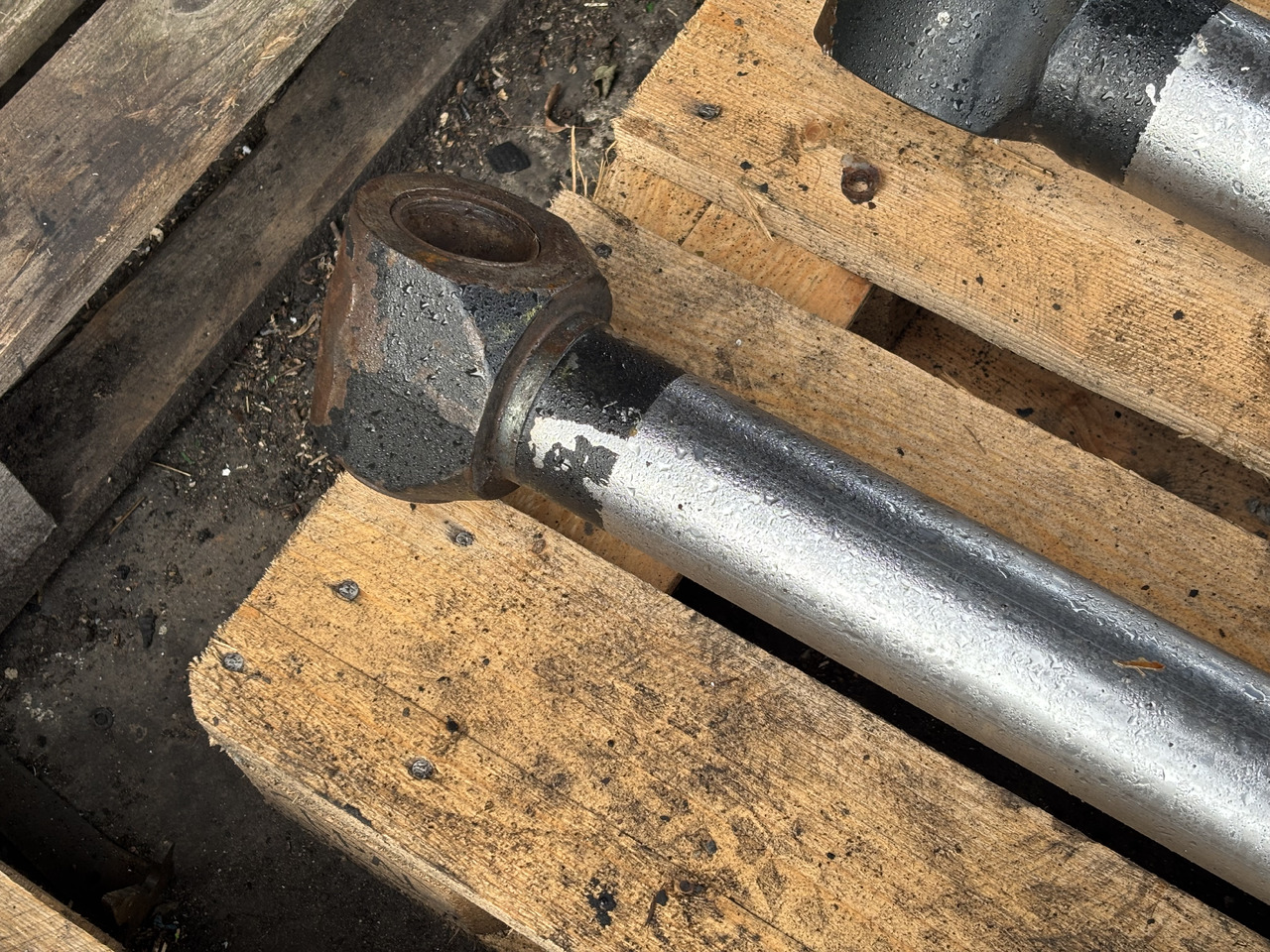 JCB 527-58 52758 527 58 Siłownik Wychyłu Łyżki - Xi lanh thủy lực cho Xe nhấc hình viễn vọng kính: hình 4 JCB 527-58 52758 527 58 Siłownik Wychyłu Łyżki - Xi lanh thủy lực cho Xe nhấc hình viễn vọng kính: hình 4