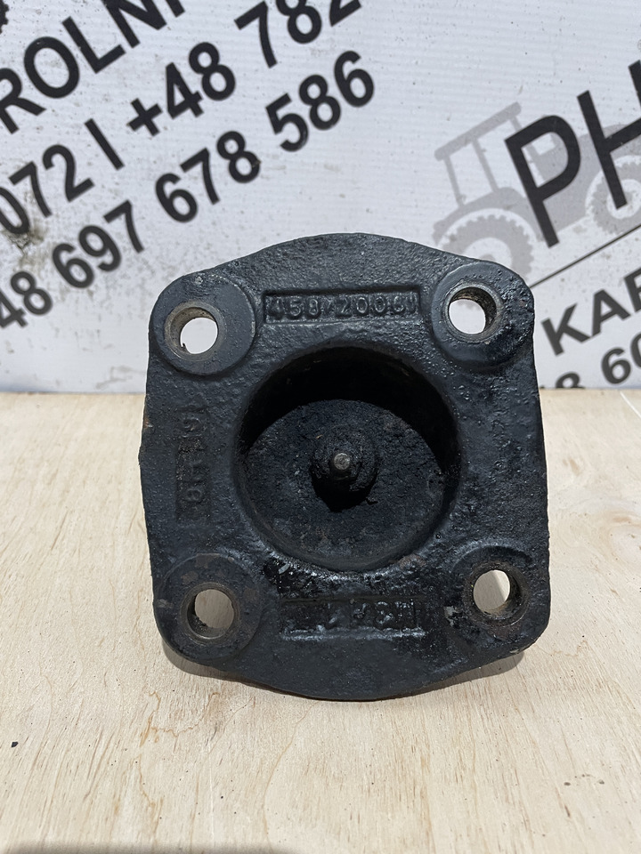 JCB 531-70 540-70 530-70 - mocowanie zwrotnicy zwrotnica 458/20061 - Ngõng moay ơ cho Máy móc nông nghiệp: hình 3 JCB 531-70 540-70 530-70 - mocowanie zwrotnicy zwrotnica 458/20061 - Ngõng moay ơ cho Máy móc nông nghiệp: hình 3