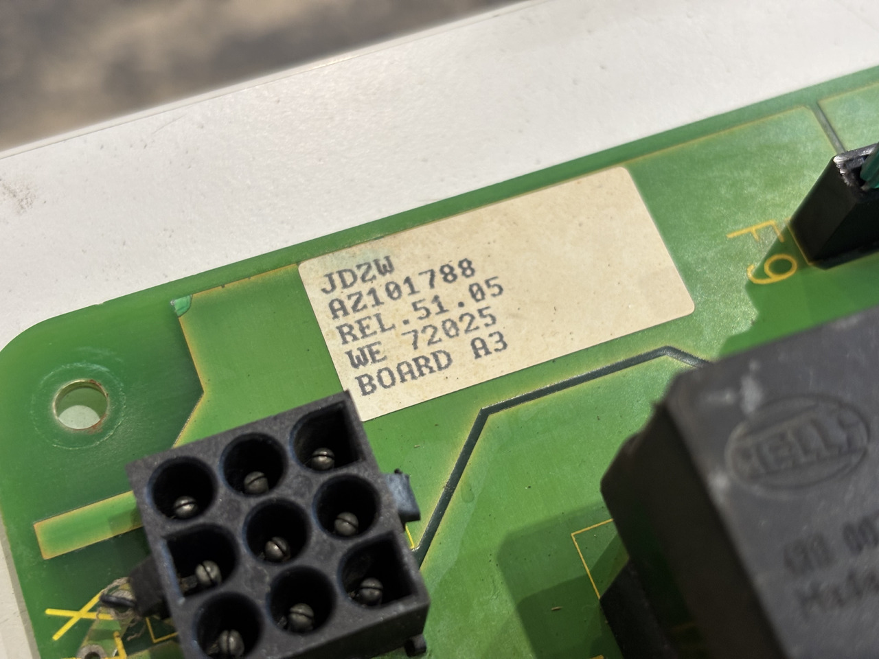John Deere AZ101788 Płyta Elektroniczna Elektryczna Sterująca Bezpieczniki Przekaźniki - ECU cho Máy móc nông nghiệp: hình 2 John Deere AZ101788 Płyta Elektroniczna Elektryczna Sterująca Bezpieczniki Przekaźniki - ECU cho Máy móc nông nghiệp: hình 2