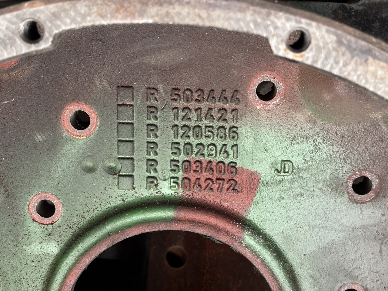 John Deere R503444 R121421 R120586 502941 R503406 R504272 Obudowa Koła Zamachowego - Bánh đà cho Máy móc nông nghiệp: hình 2 John Deere R503444 R121421 R120586 502941 R503406 R504272 Obudowa Koła Zamachowego - Bánh đà cho Máy móc nông nghiệp: hình 2