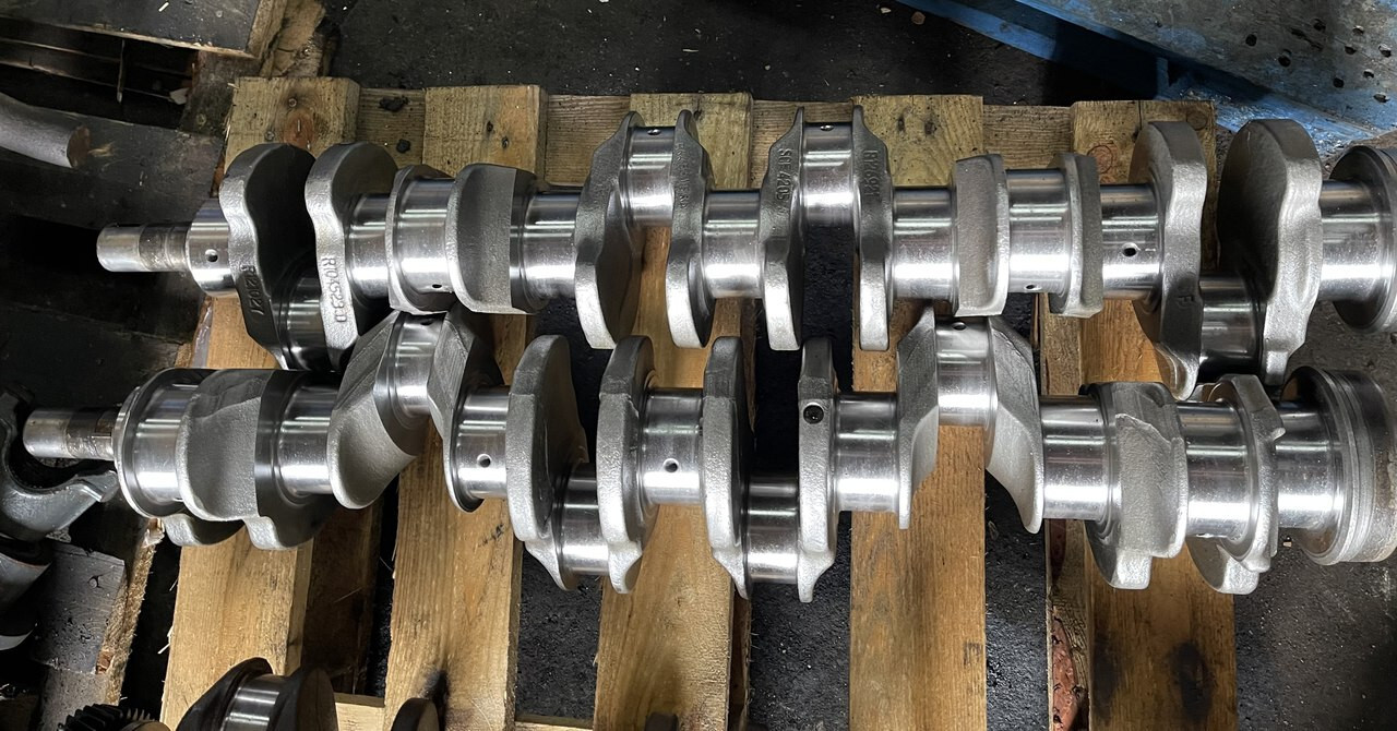 John Deere-wał korbowy/John Deere 6800 wał korbowy R126921 - Trục khuỷu cho Máy móc nông nghiệp: hình 1 John Deere-wał korbowy/John Deere 6800 wał korbowy R126921 - Trục khuỷu cho Máy móc nông nghiệp: hình 1