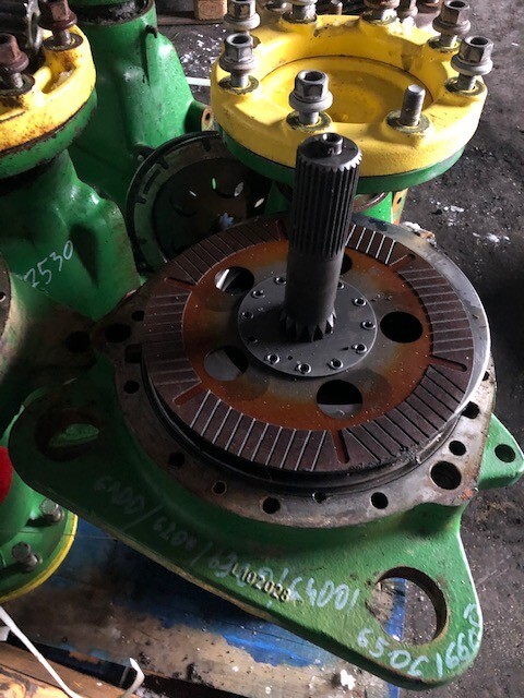 L102028 ~ AL111712 - John Deere 6100 | John Deere 6200 | John Deere 6300 | John Deere 6400 - Truyền động cho Máy móc nông nghiệp: hình 4 L102028 ~ AL111712 - John Deere 6100 | John Deere 6200 | John Deere 6300 | John Deere 6400 - Truyền động cho Máy móc nông nghiệp: hình 4