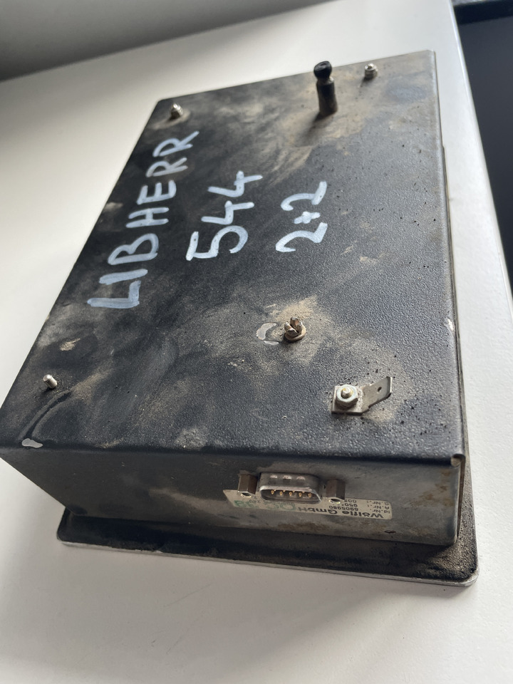 Liebherr 544 L544 - licznik zegary Wölfle 6905980 950114 950114.200 - Bảng điều khiển cho Máy móc xây dựng: hình 2 Liebherr 544 L544 - licznik zegary Wölfle 6905980 950114 950114.200 - Bảng điều khiển cho Máy móc xây dựng: hình 2