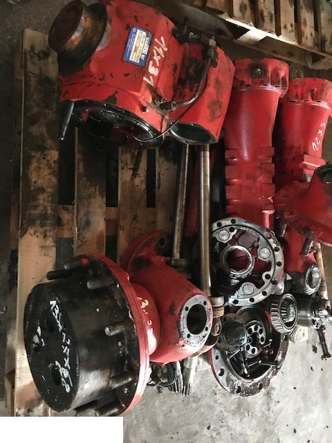 Manitou 845 - CZĘŚCI - Most - Trục và các bộ phận cho Xe nhấc hình viễn vọng kính: hình 2 Manitou 845 - CZĘŚCI - Most - Trục và các bộ phận cho Xe nhấc hình viễn vọng kính: hình 2