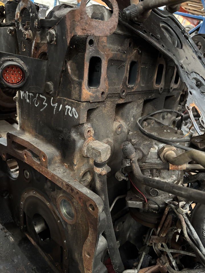 Manitou MLT 634-120 Perkins Silnik Blok Tryby Koło Pasowe Pokrywa Wał Korbowy CZĘŚCI - Trục khuỷu cho Máy móc nông nghiệp: hình 4 Manitou MLT 634-120 Perkins Silnik Blok Tryby Koło Pasowe Pokrywa Wał Korbowy CZĘŚCI - Trục khuỷu cho Máy móc nông nghiệp: hình 4