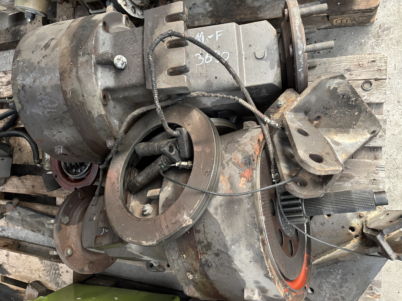 Massey Fergusson 3690 Zwolnica Prawa 3615729M11 - Mô tơ di chuyển cho Máy móc nông nghiệp: hình 3 Massey Fergusson 3690 Zwolnica Prawa 3615729M11 - Mô tơ di chuyển cho Máy móc nông nghiệp: hình 3