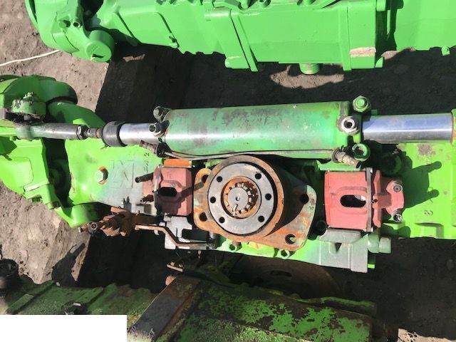 Merlo - Zwolnica - Mô tơ di chuyển cho Máy móc xây dựng: hình 3 Merlo - Zwolnica - Mô tơ di chuyển cho Máy móc xây dựng: hình 3