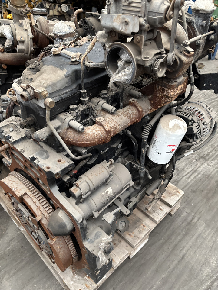 New Holland Case Iveco CNH F4DFE4133 F4DFE4133*B00 Silnik CZĘŚCI - Động cơ cho Máy móc nông nghiệp: hình 3 New Holland Case Iveco CNH F4DFE4133 F4DFE4133*B00 Silnik CZĘŚCI - Động cơ cho Máy móc nông nghiệp: hình 3