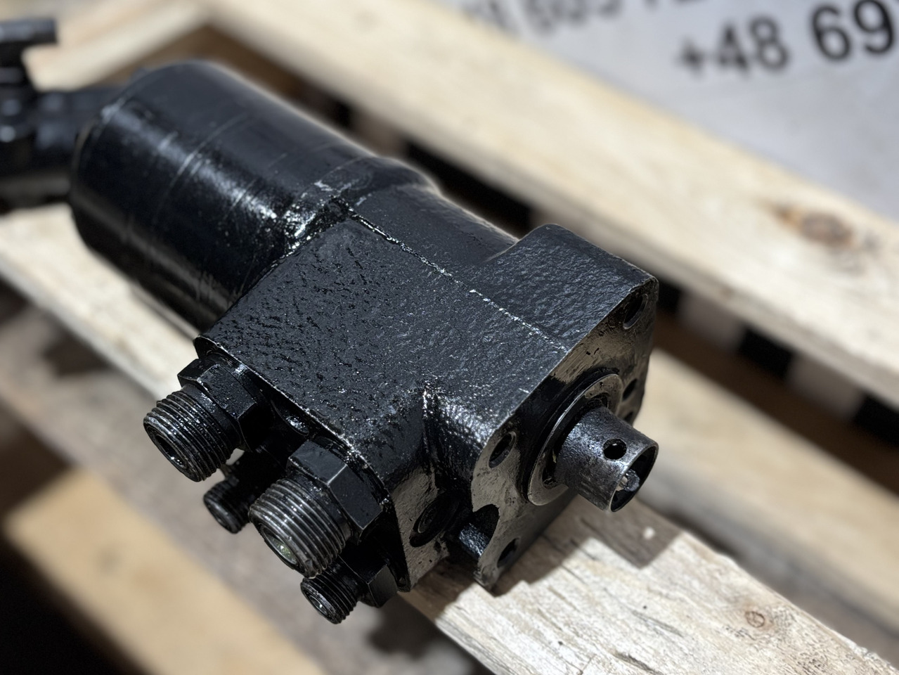 New Holland Orbitrol T6070 T6080 T6090 T7060 T7070 CASE Puma 47136607 - Bơm lái cho Máy móc nông nghiệp: hình 2 New Holland Orbitrol T6070 T6080 T6090 T7060 T7070 CASE Puma 47136607 - Bơm lái cho Máy móc nông nghiệp: hình 2