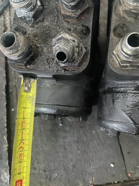 Orbitrol Massey Ferguson - Lái cho Xe tải: hình 2 Orbitrol Massey Ferguson - Lái cho Xe tải: hình 2