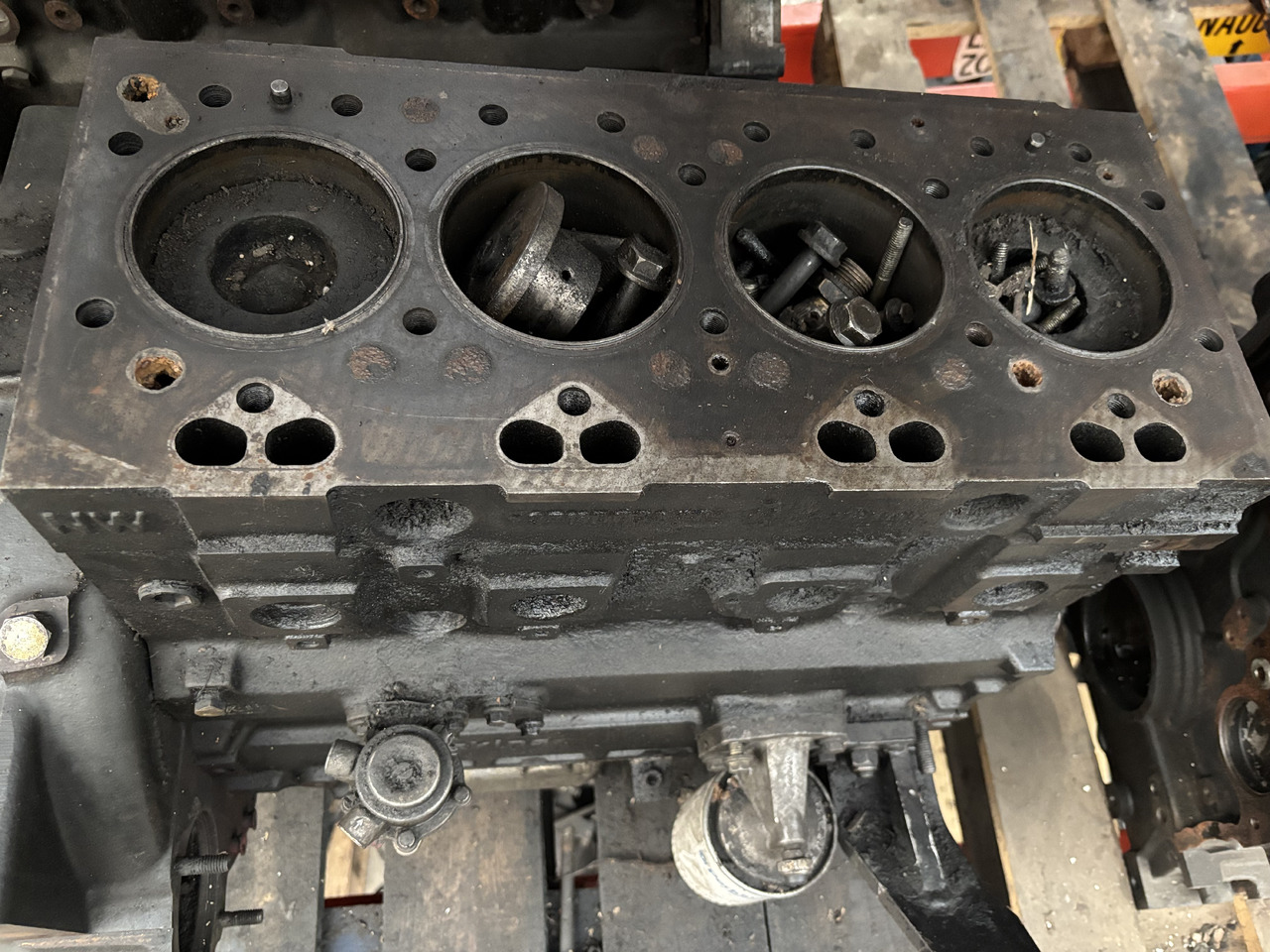 Perkins 1996/2400 Silnik Blok Miska Olejowa Wał korbowy - Trục khuỷu cho Máy móc nông nghiệp: hình 5 Perkins 1996/2400 Silnik Blok Miska Olejowa Wał korbowy - Trục khuỷu cho Máy móc nông nghiệp: hình 5