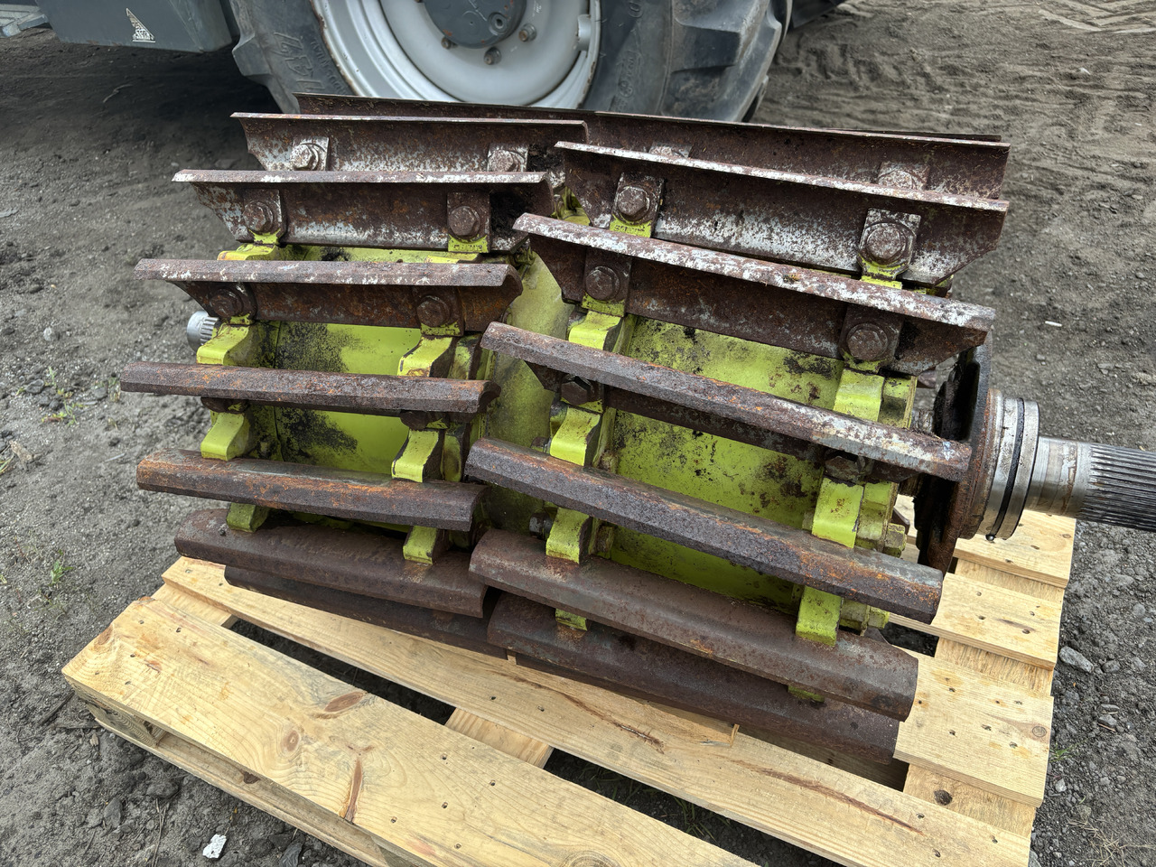 Phụ tùng cho Máy gặt đập thức ăn gia súc Claas Jaguar 830-990 - bęben nożowy kompletny 0009846614: hình 6 Phụ tùng cho Máy gặt đập thức ăn gia súc Claas Jaguar 830-990 - bęben nożowy kompletny 0009846614: hình 6