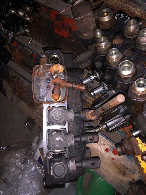 Rozdzielacz Hydrauliczny Merlo Blok Rozdzielacza - Van thủy lực cho Máy móc nông nghiệp: hình 2 Rozdzielacz Hydrauliczny Merlo Blok Rozdzielacza - Van thủy lực cho Máy móc nông nghiệp: hình 2