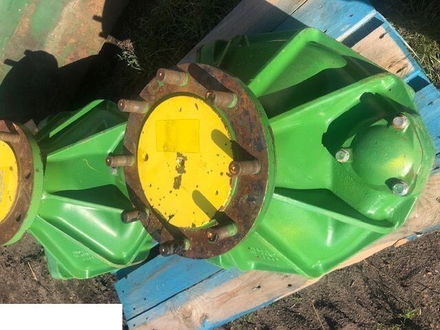 Truyền động cho Máy móc nông nghiệp Sieczkarnia John Deere 6810 | Sieczkarnia John Deere 6910  - Zwolnica - Zwrotnica - Półoś - [CZĘŚCI]: hình 8