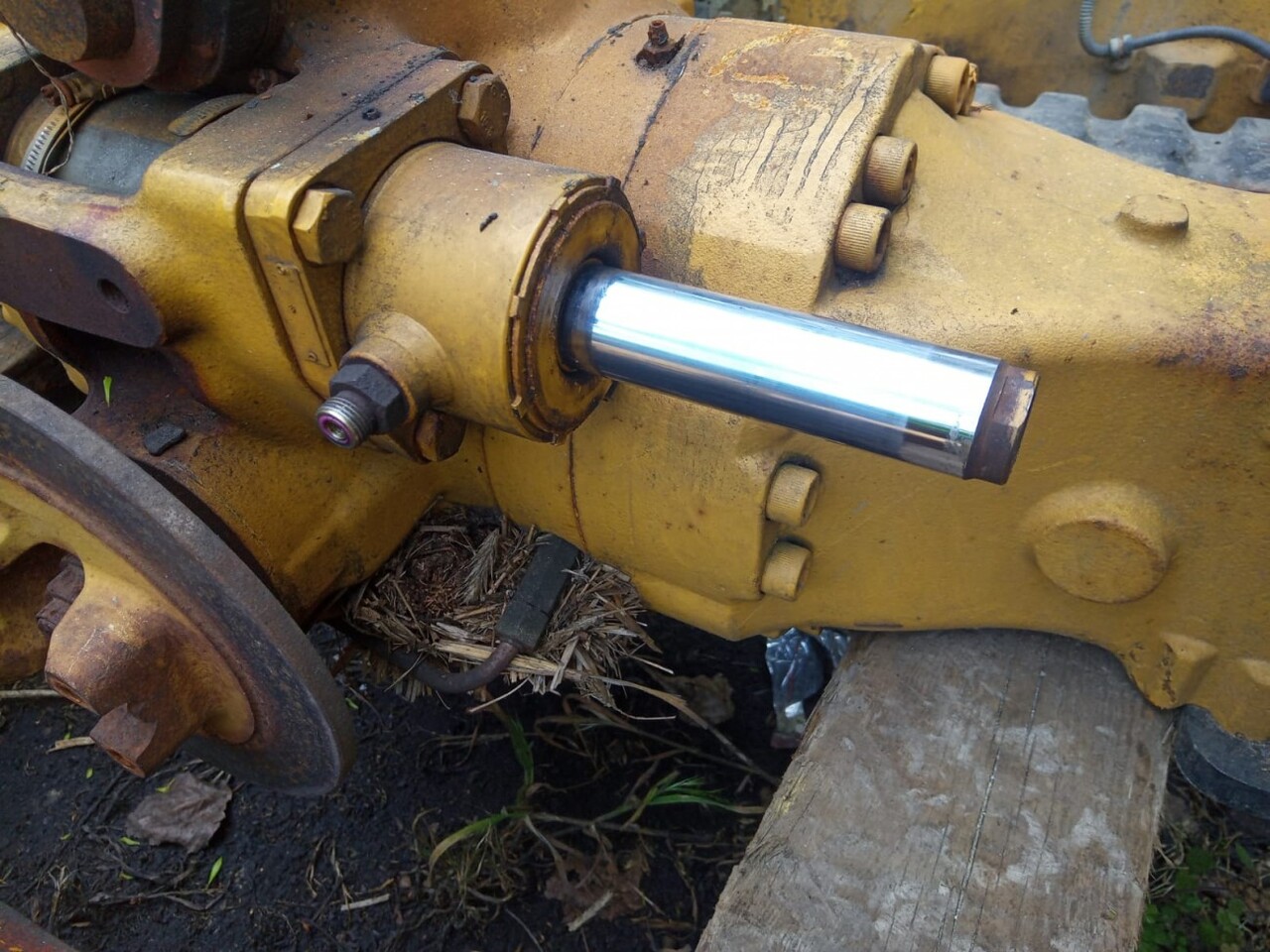 Siłownik skrętu Cat th 330 ,355 , 360 - Xi lanh thủy lực cho Xe nhấc hình viễn vọng kính: hình 1 Siłownik skrętu Cat th 330 ,355 , 360 - Xi lanh thủy lực cho Xe nhấc hình viễn vọng kính: hình 1