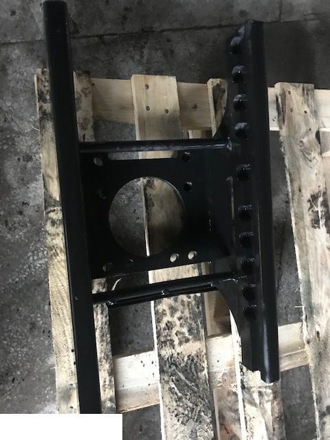 Valtra 900 - Mocowanie Zaczepu - Khung/ Sườn cho Máy móc nông nghiệp: hình 2 Valtra 900 - Mocowanie Zaczepu - Khung/ Sườn cho Máy móc nông nghiệp: hình 2