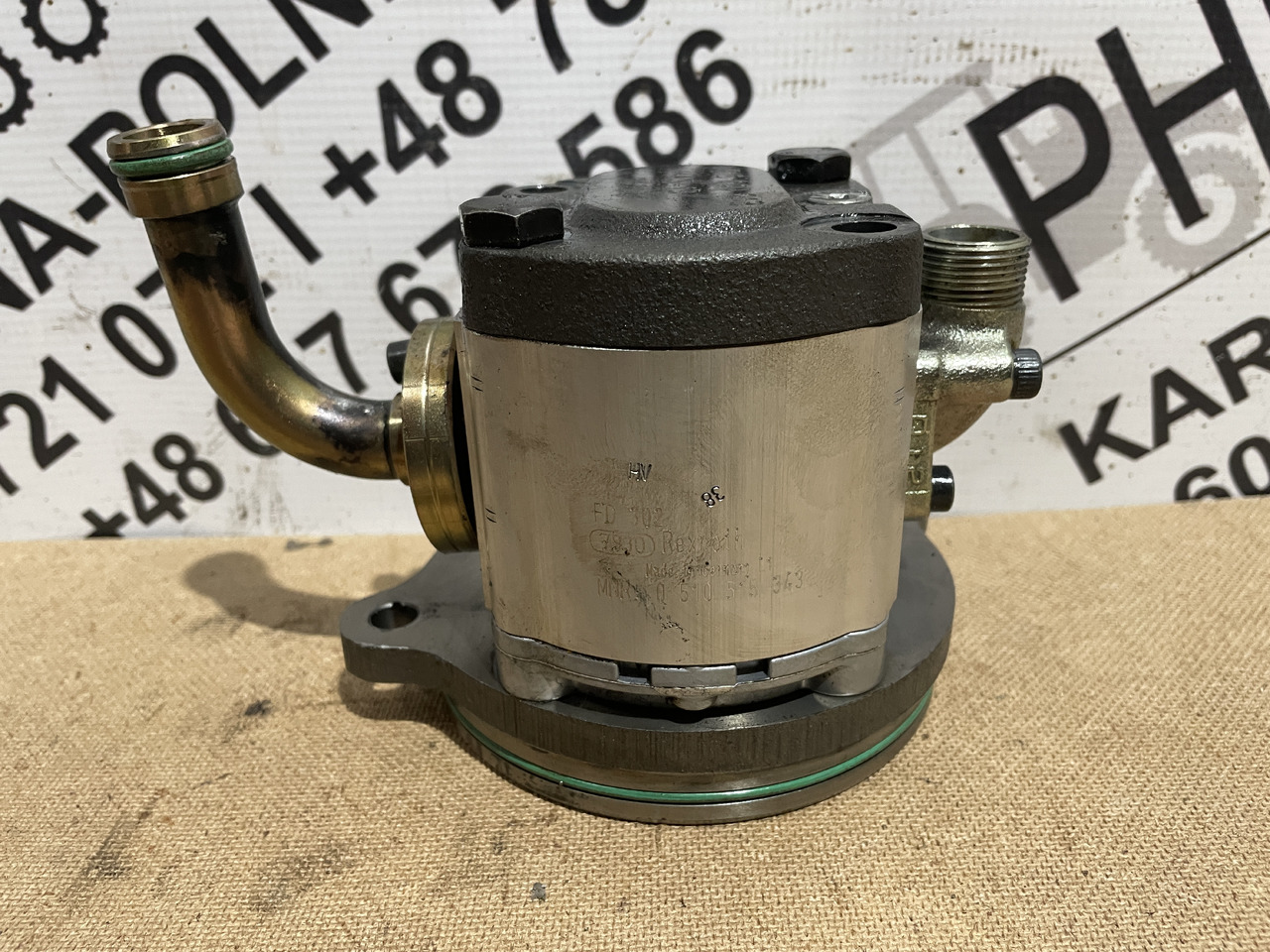 Valtra S354 Massey 8480 - skrzynia biegów - pompa hydrauliczna Rexroth G916100490030 0510515343 - Bơm thủy lực cho Máy móc nông nghiệp: hình 1 Valtra S354 Massey 8480 - skrzynia biegów - pompa hydrauliczna Rexroth G916100490030 0510515343 - Bơm thủy lực cho Máy móc nông nghiệp: hình 1