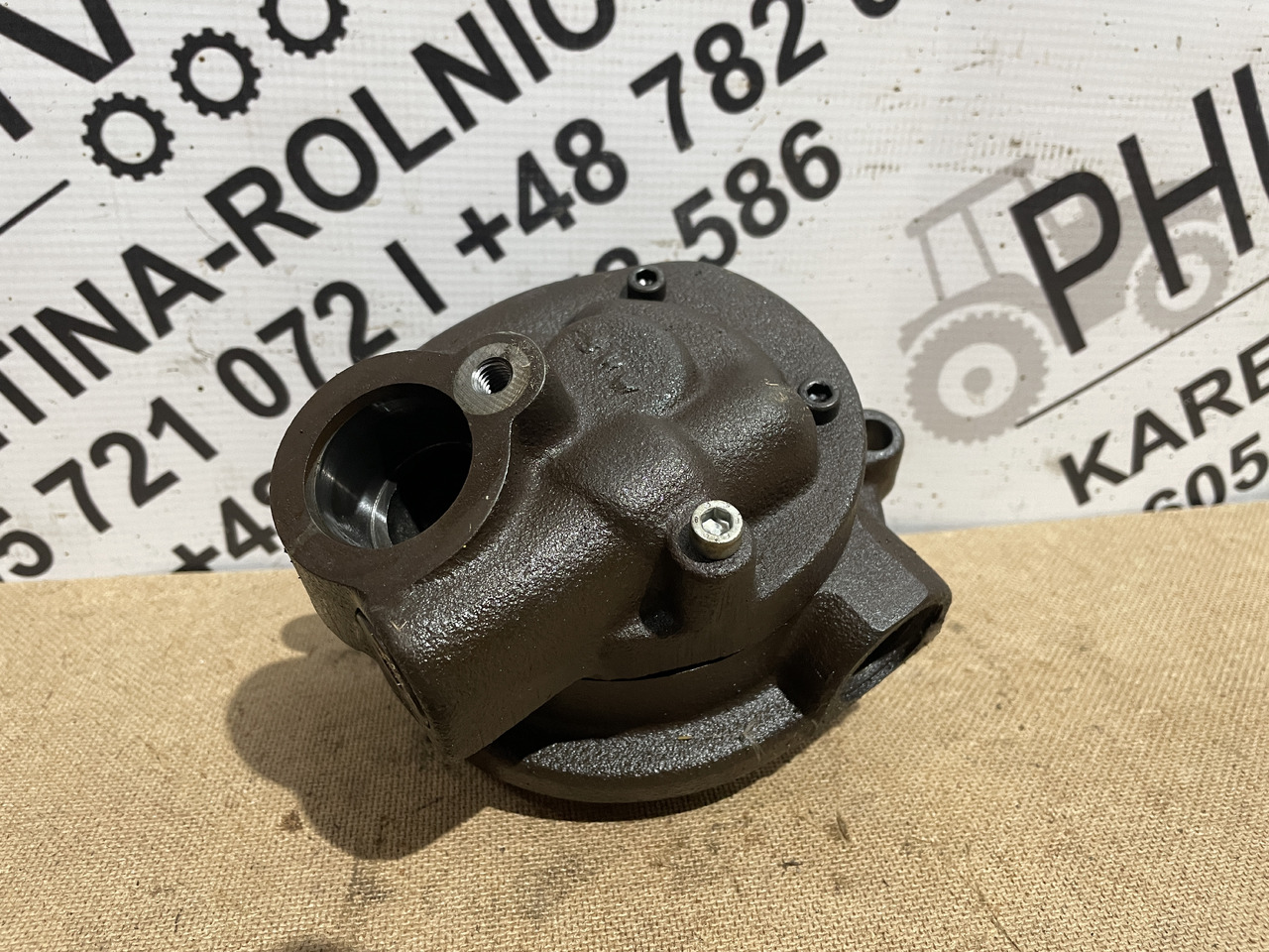Valtra S354 Massey 8480 - skrzynia biegów - pompa oleju G835100490022 - Hộp số cho Máy móc nông nghiệp: hình 1 Valtra S354 Massey 8480 - skrzynia biegów - pompa oleju G835100490022 - Hộp số cho Máy móc nông nghiệp: hình 1