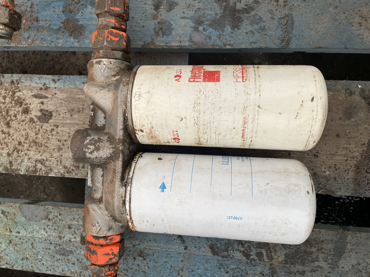 ZF 4PW45H1 Zettelmayer Volvo - skrzynia biegów - podstawa filtrów hydrauliki - Hộp số cho Máy móc nông nghiệp: hình 1 ZF 4PW45H1 Zettelmayer Volvo - skrzynia biegów - podstawa filtrów hydrauliki - Hộp số cho Máy móc nông nghiệp: hình 1