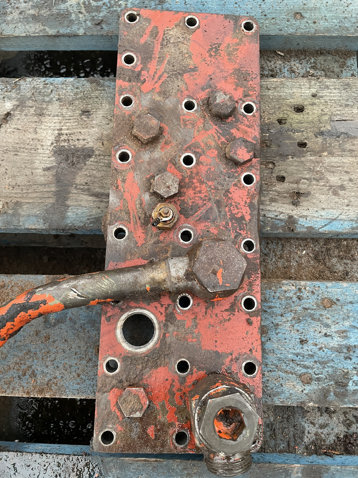 ZF 4PW45H1 Zettelmayer Volvo - skrzynia biegów - pokrywa VOE6633592 - Hộp số cho Máy móc nông nghiệp: hình 1 ZF 4PW45H1 Zettelmayer Volvo - skrzynia biegów - pokrywa VOE6633592 - Hộp số cho Máy móc nông nghiệp: hình 1