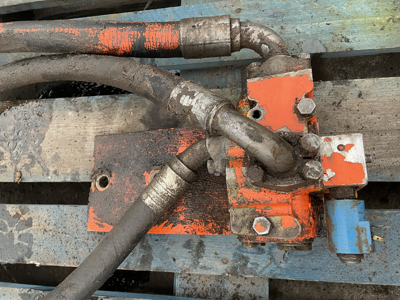 ZF 4PW45H1 Zettelmayer Volvo - skrzynia biegów - rozdzielacz hydrauliczny PUV07V7 - Hộp số cho Máy móc nông nghiệp: hình 1 ZF 4PW45H1 Zettelmayer Volvo - skrzynia biegów - rozdzielacz hydrauliczny PUV07V7 - Hộp số cho Máy móc nông nghiệp: hình 1