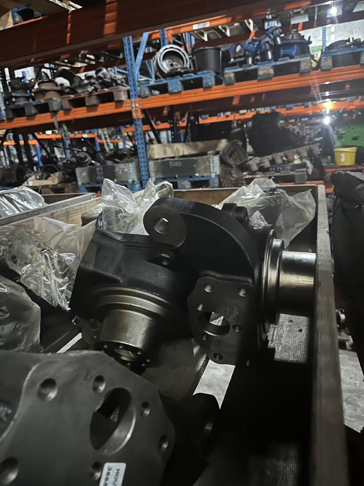 Zwrotnica Carraro 12868 , 12869 , 11811 , - Ngõng moay ơ cho Máy móc nông nghiệp: hình 1 Zwrotnica Carraro 12868 , 12869 , 11811 , - Ngõng moay ơ cho Máy móc nông nghiệp: hình 1