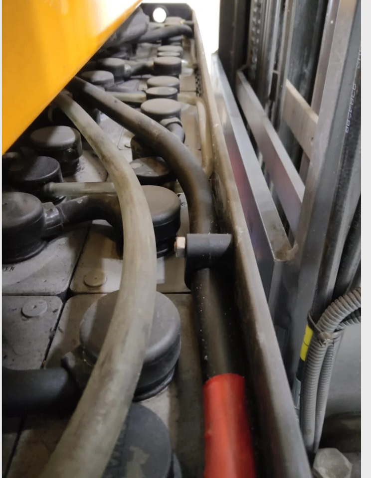 Atlet UMS90626/01 - Xe tải tiếp cận: hình 4 Atlet UMS90626/01 - Xe tải tiếp cận: hình 4