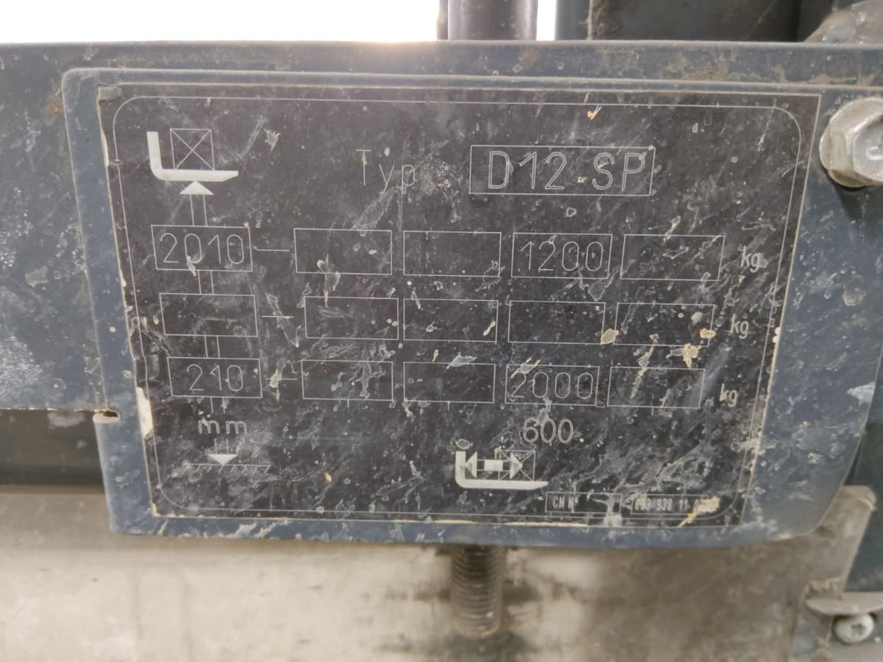 Linde D12P - Máy xếp chồng: hình 2 Linde D12P - Máy xếp chồng: hình 2