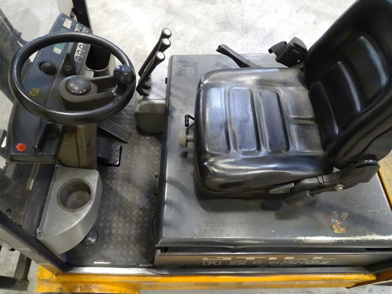 Package: 7521463 R20-20Pi & 7521464 R20-20Pi - Xe nâng: hình 4 Package: 7521463 R20-20Pi & 7521464 R20-20Pi - Xe nâng: hình 4