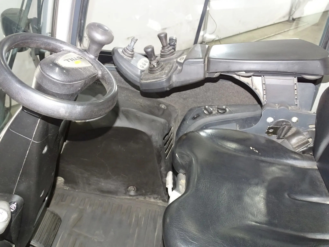 STILL RX70-70 - Xe nâng diesel: hình 3 STILL RX70-70 - Xe nâng diesel: hình 3