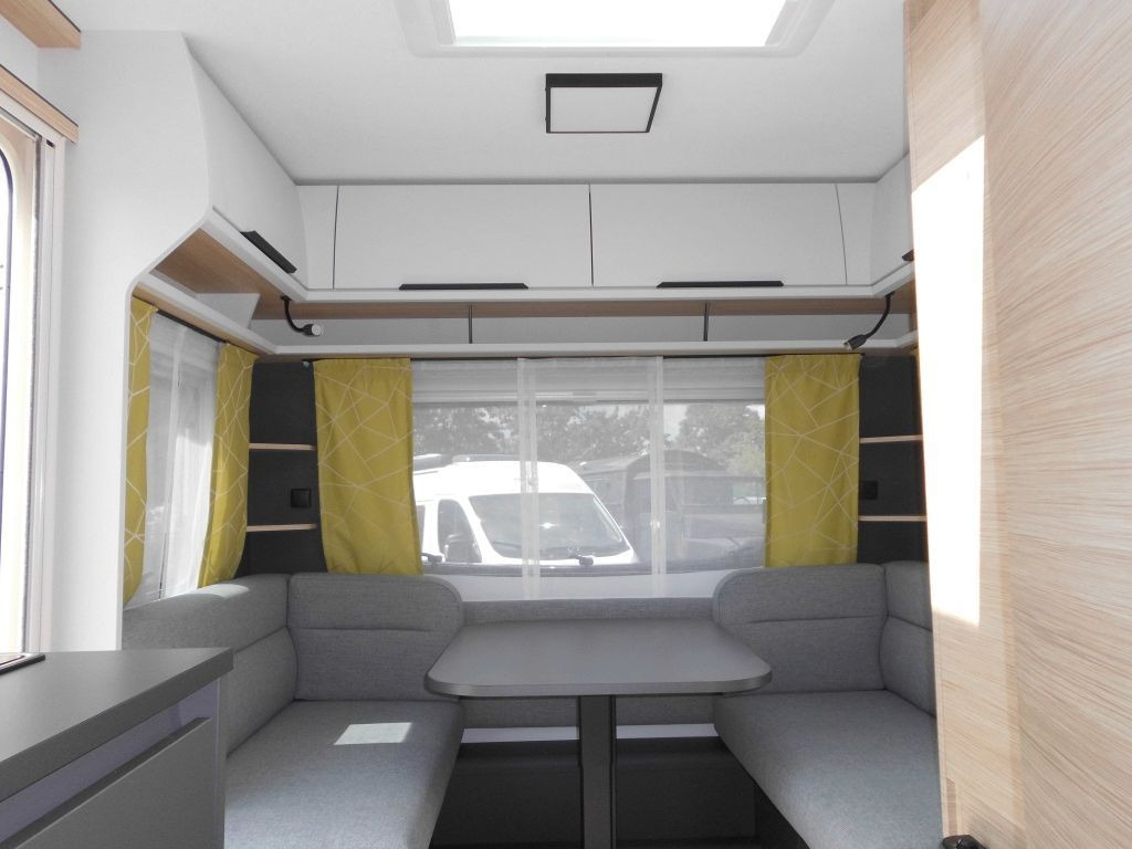 Fendt Apero 465 TG Klima Autark 2024 sofort verf. Fendt Apero 465 TG KLIMA BATTERIE 1800kg uvm+++ - Rơ moóc kiểu caravan: hình 3 Fendt Apero 465 TG Klima Autark 2024 sofort verf. Fendt Apero 465 TG KLIMA BATTERIE 1800kg uvm+++ - Rơ moóc kiểu caravan: hình 3