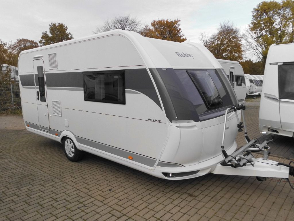 Hobby De Luxe 460 SFf 1500kg. Ambiente, FBH - Rơ moóc kiểu caravan: hình 1 Hobby De Luxe 460 SFf 1500kg. Ambiente, FBH - Rơ moóc kiểu caravan: hình 1