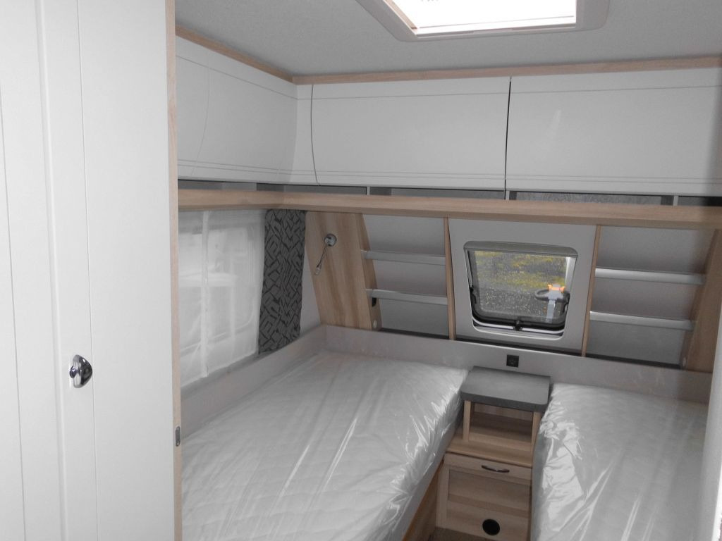 Rơ moóc kiểu caravan mới Hobby De Luxe 515 UHL 2025 2000kg. AUTARK AMBIENTE Hobby De Luxe 515 UHL mit Extras, Lagerabverkauf!: hình 14 Rơ moóc kiểu caravan mới Hobby De Luxe 515 UHL 2025 2000kg. AUTARK AMBIENTE Hobby De Luxe 515 UHL mit Extras, Lagerabverkauf!: hình 14