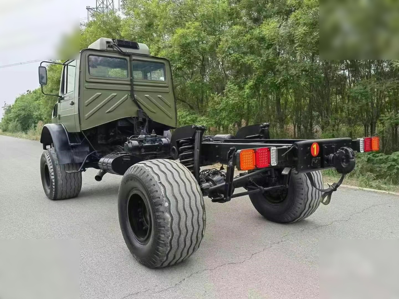 1995 MERCEDES-BENZ UNIMOG 2150 - Xe tải khung gầm: hình 2 1995 MERCEDES-BENZ UNIMOG 2150 - Xe tải khung gầm: hình 2