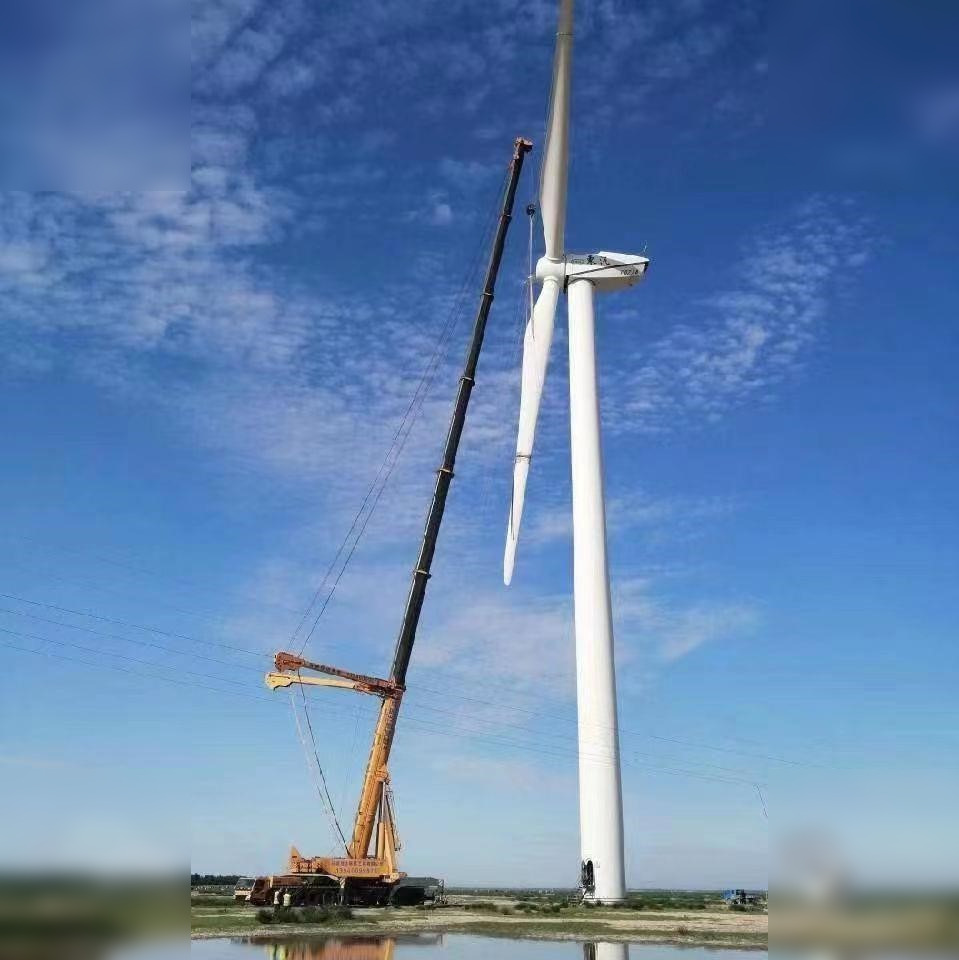 2012 LIEBHERR LTM1500-8.1 - Cần cẩu mọi địa hình: hình 3 2012 LIEBHERR LTM1500-8.1 - Cần cẩu mọi địa hình: hình 3