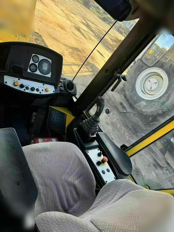 2013 BOMAG BC462RB - Máy đầm: hình 5 2013 BOMAG BC462RB - Máy đầm: hình 5