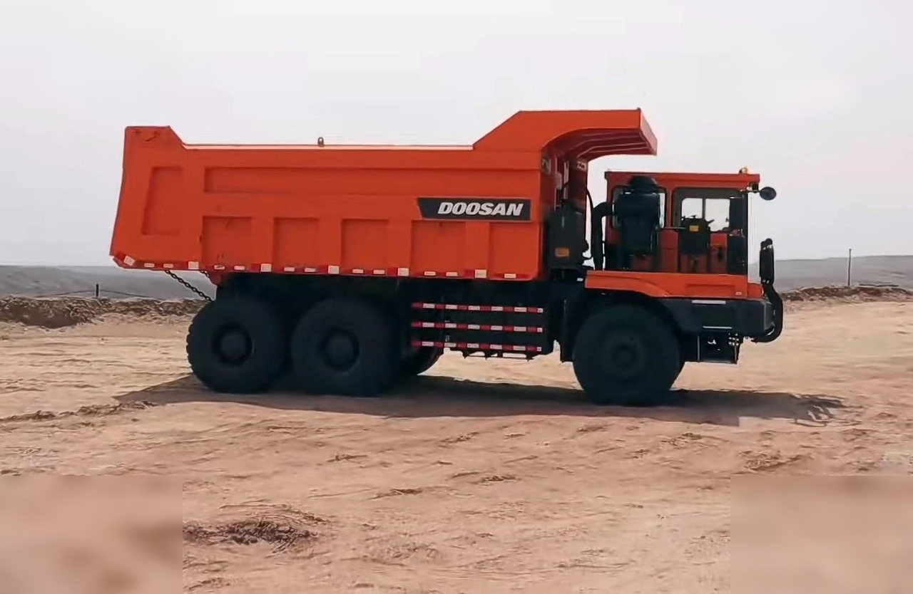 2022 DOOSAN DT90B - Xe ben cứng/ Xe chở đá: hình 2 2022 DOOSAN DT90B - Xe ben cứng/ Xe chở đá: hình 2