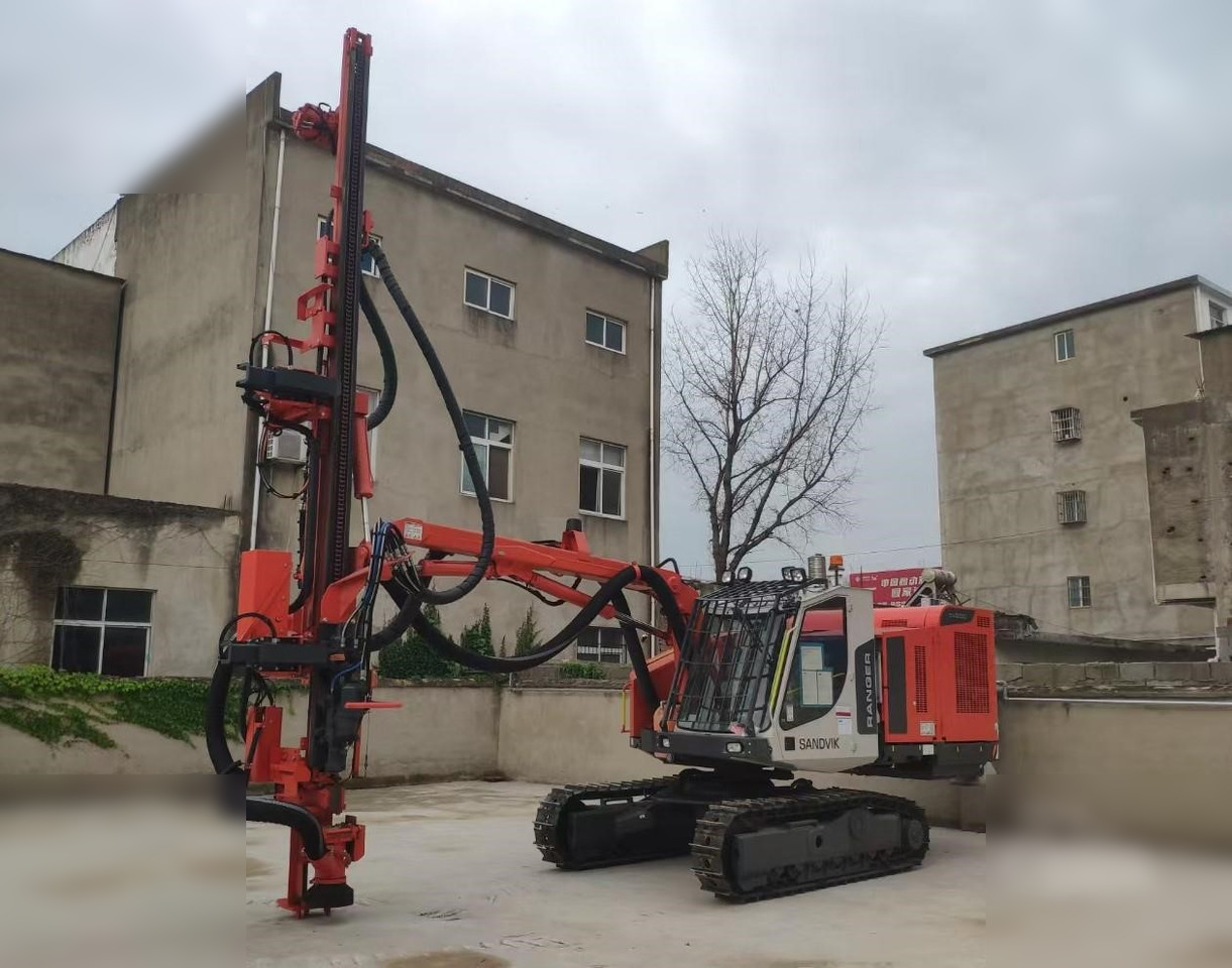 2023 SANDVIK DX800 - Giàn khoan: hình 1 2023 SANDVIK DX800 - Giàn khoan: hình 1