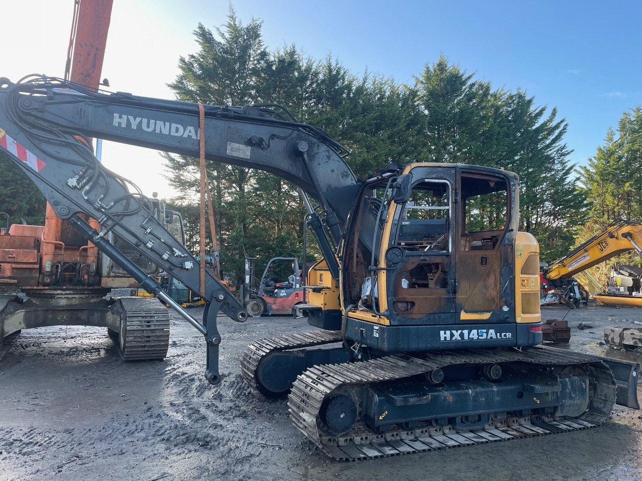 Hyundai HX145A CLR - Máy xúc bánh xích: hình 1 Hyundai HX145A CLR - Máy xúc bánh xích: hình 1