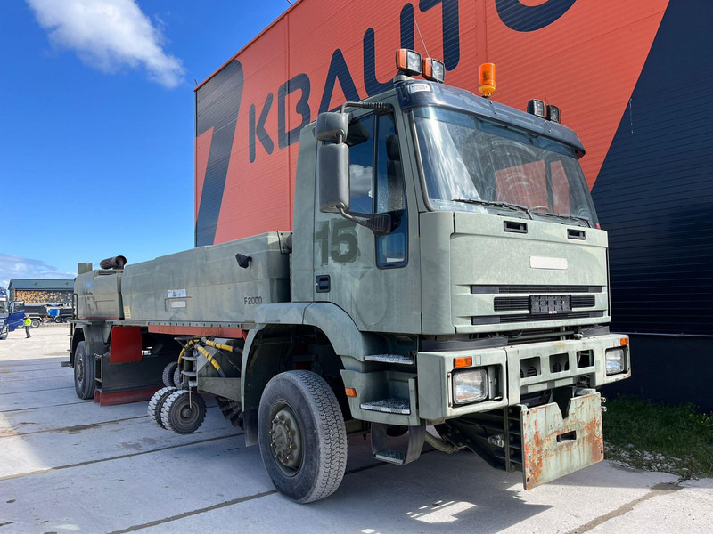 Iveco Fresia F 2000 4x4 SNOW PLOW / BROOM / BLOWER - Xe quét đường: hình 4 Iveco Fresia F 2000 4x4 SNOW PLOW / BROOM / BLOWER - Xe quét đường: hình 4