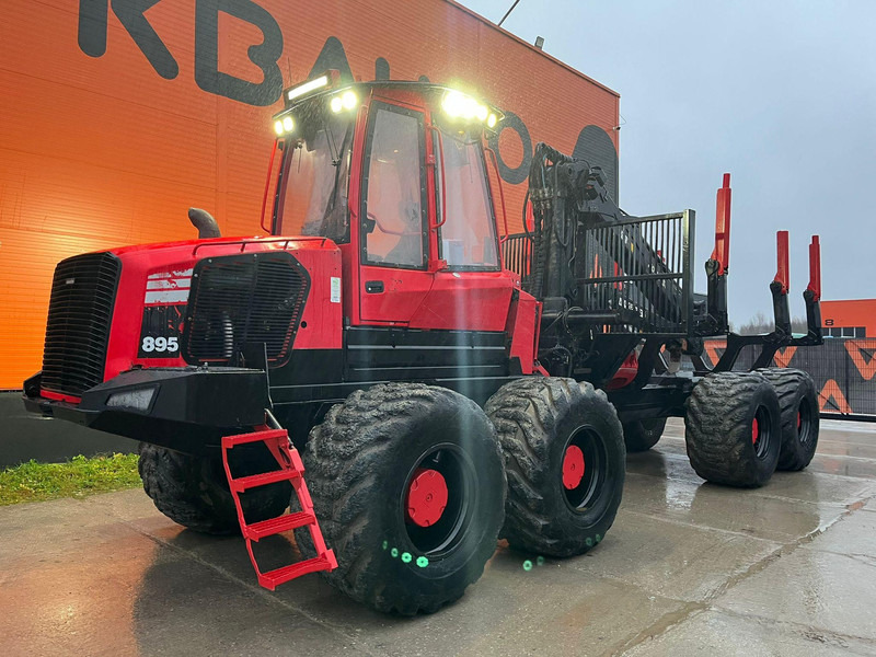 Komatsu 895 8x8 LOADFLEX / CRANE 165F - Rơ moóc lâm nghiệp: hình 2 Komatsu 895 8x8 LOADFLEX / CRANE 165F - Rơ moóc lâm nghiệp: hình 2