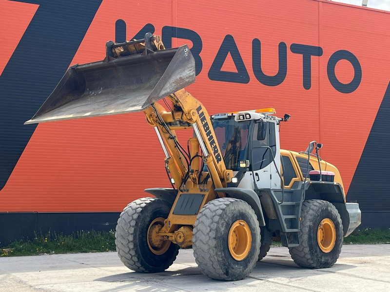 Liebherr L 550 4X4 AC / CENTRL LUBRICATION / SCALES - Máy xúc lật bánh lốp: hình 1 Liebherr L 550 4X4 AC / CENTRL LUBRICATION / SCALES - Máy xúc lật bánh lốp: hình 1