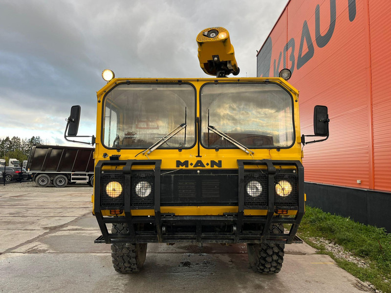 MAN DAF 14.440 4x4 Rosenbauer R280HN2 / 2800 l/min - 15 bar / 300 l/min - 40 bar / tanks 178 + 1546 l - Xe tải cứu hỏa: hình 3 MAN DAF 14.440 4x4 Rosenbauer R280HN2 / 2800 l/min - 15 bar / 300 l/min - 40 bar / tanks 178 + 1546 l - Xe tải cứu hỏa: hình 3