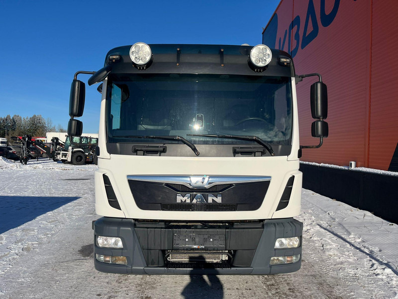 MAN TGL 8.220 4x2 HMF 340 K2 / PLATFORM L=4147 mm - Xe tải thùng lửng/ Phẳng, Xe cẩu tự hành: hình 3 MAN TGL 8.220 4x2 HMF 340 K2 / PLATFORM L=4147 mm - Xe tải thùng lửng/ Phẳng, Xe cẩu tự hành: hình 3