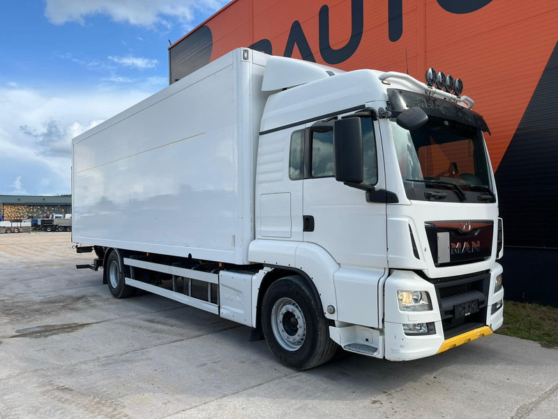 MAN TGS 18.400 4x2 ADR AT / BOX L=8189 mm - Xe tải hộp: hình 4 MAN TGS 18.400 4x2 ADR AT / BOX L=8189 mm - Xe tải hộp: hình 4